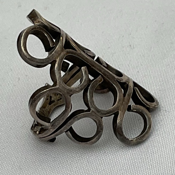 Source Unknown Silver Swirl Ring - Picture 6 of 7